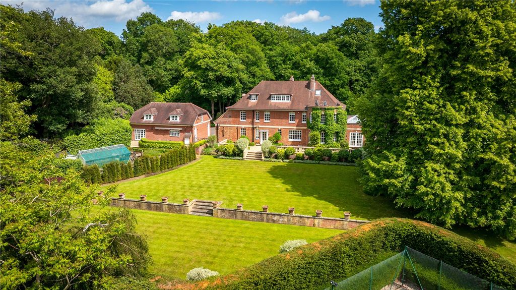 7 bed detached house for saleHascombe Road, Godalming, Surrey GU8