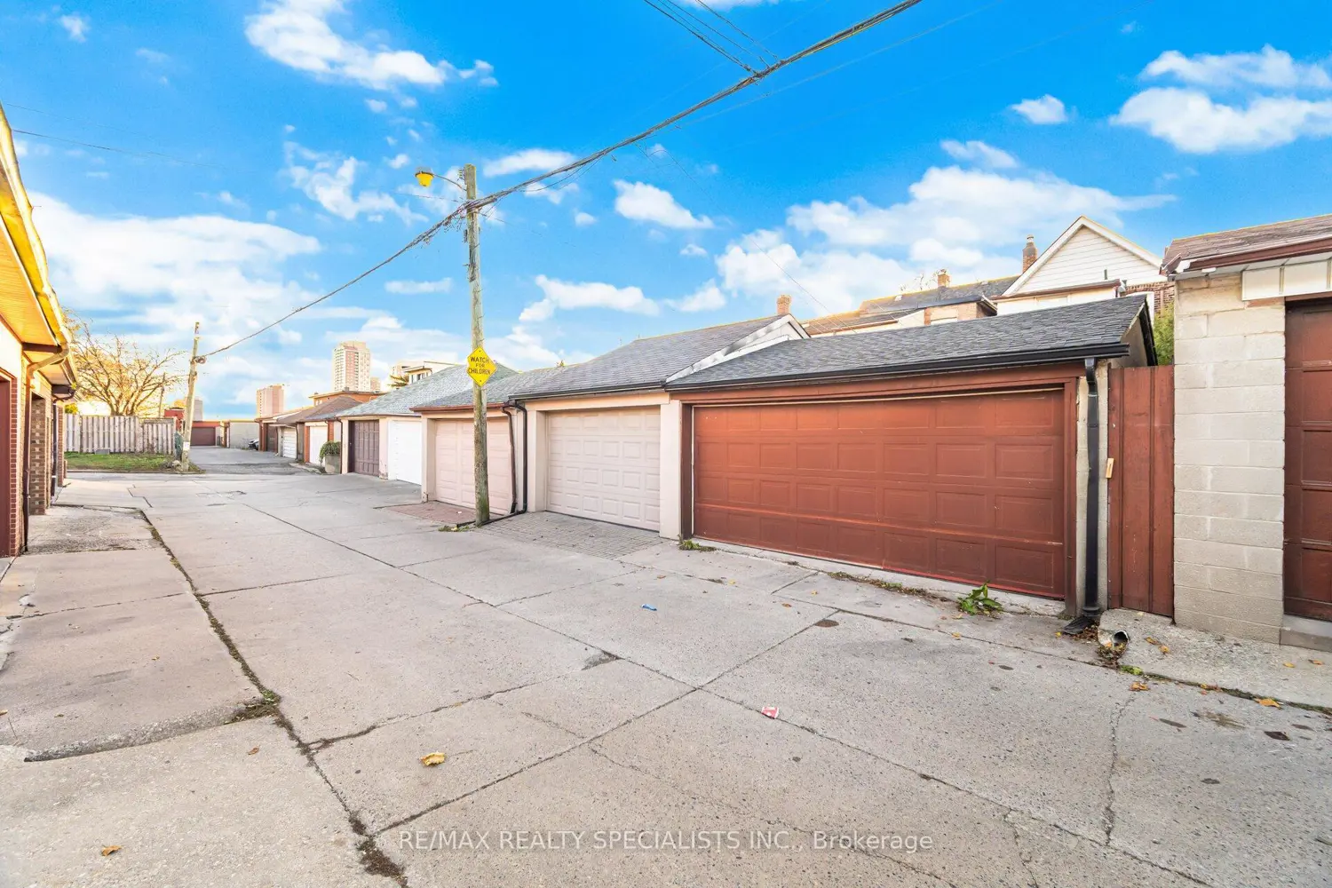 Additional image 15 of 971 Saint Clarens Avenue