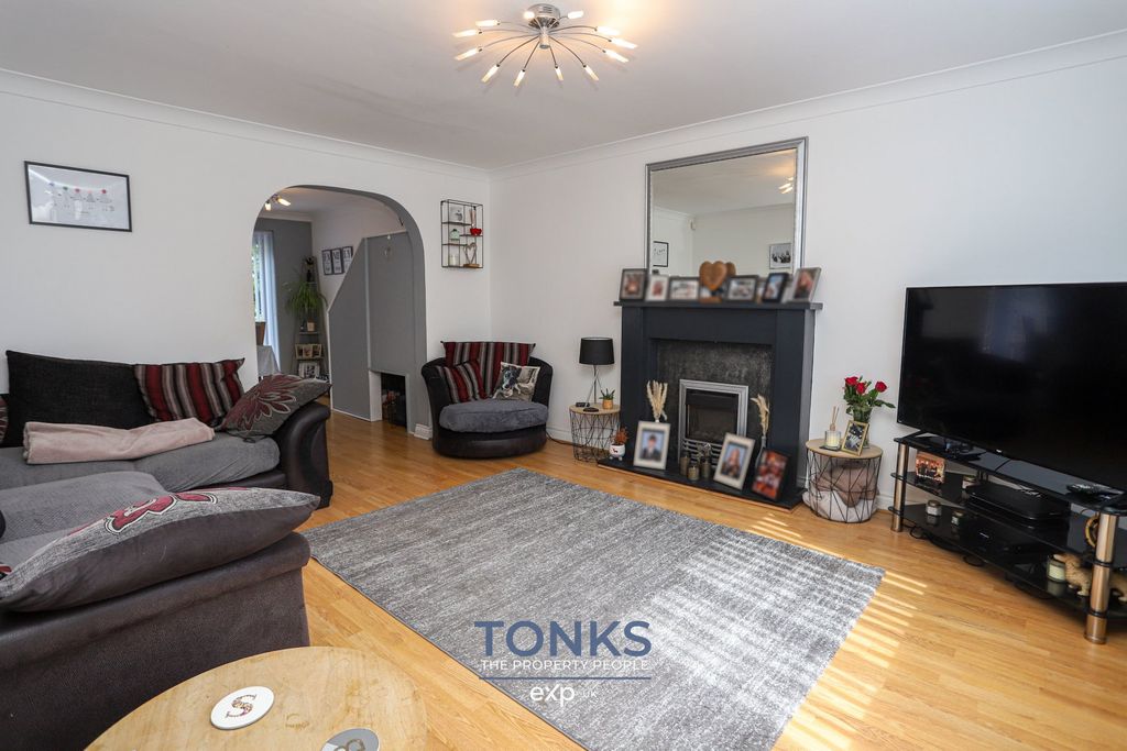 Additional image 5 of 5 bed detached house for saleCavalier Drive, Halesowen B63