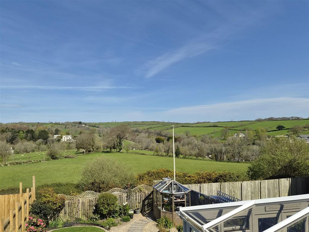 Additional image 8 of 4 bed detached house for salePentreath Close, Fowey PL23