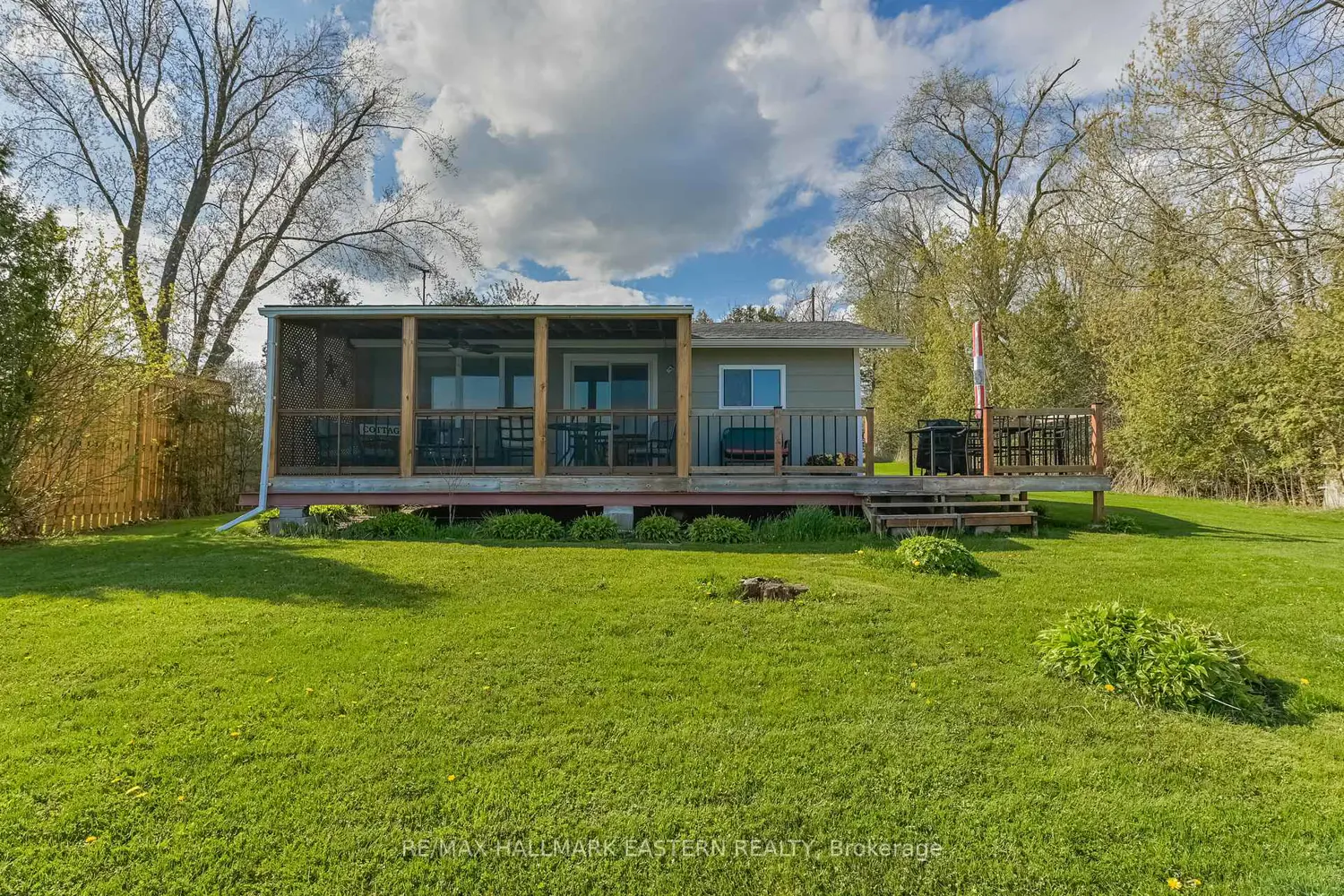 1095 Island View Drive photo 5