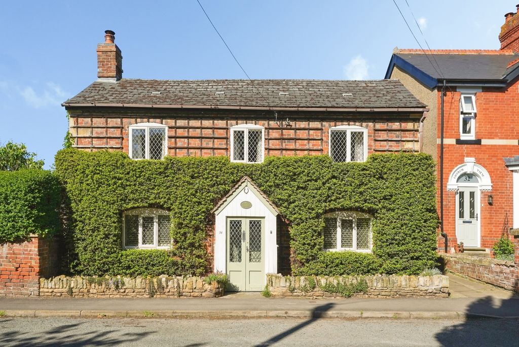 3 bed cottage for saleHigh Street, Badsey, Worcestershire WR11