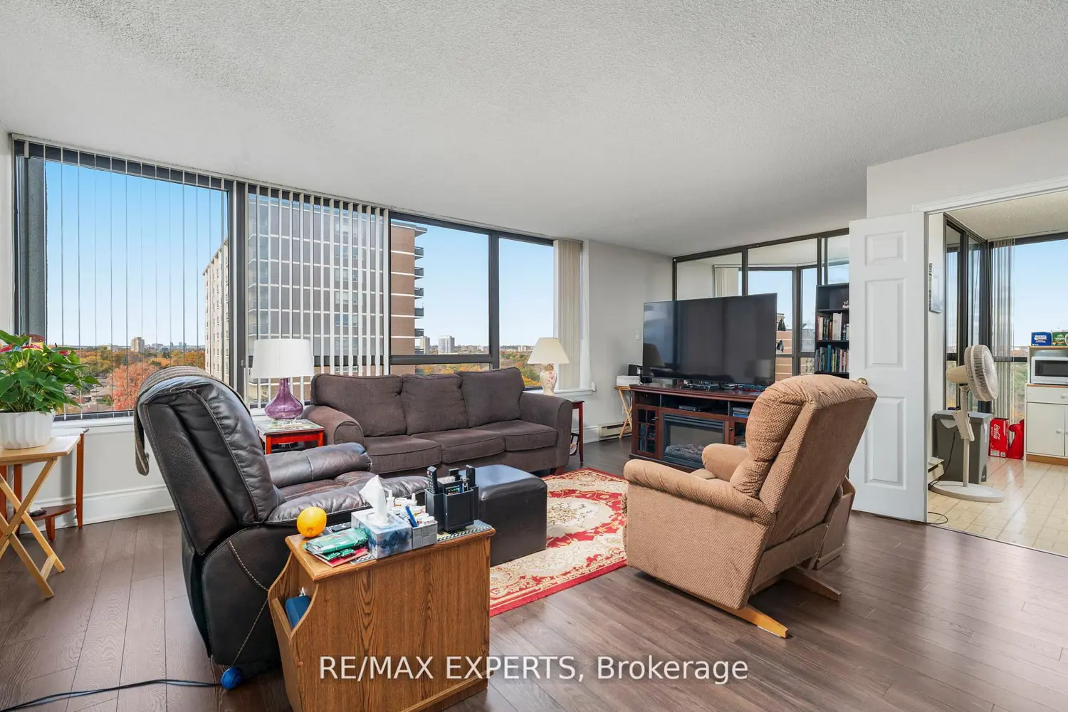 Additional image 10 of 40 Richview Road 1103
