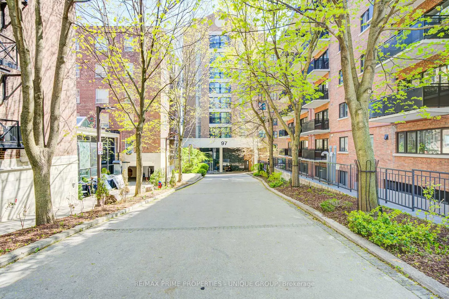97 Lawton Boulevard 202