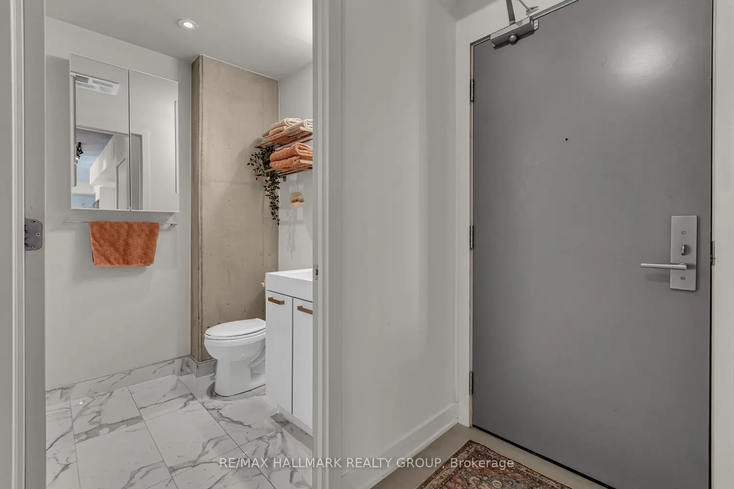 Additional image 4 of 203 Catherine Street 311