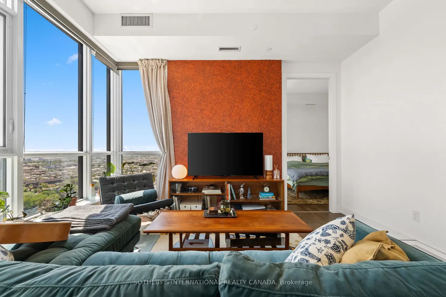 Additional image 6 of 9 Mabelle Avenue Ph 22