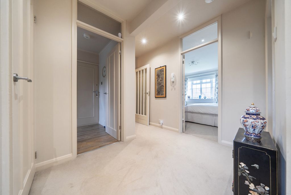 Additional image 14 of 3 bed maisonette for saleTrafalgar Court, Farnham GU9