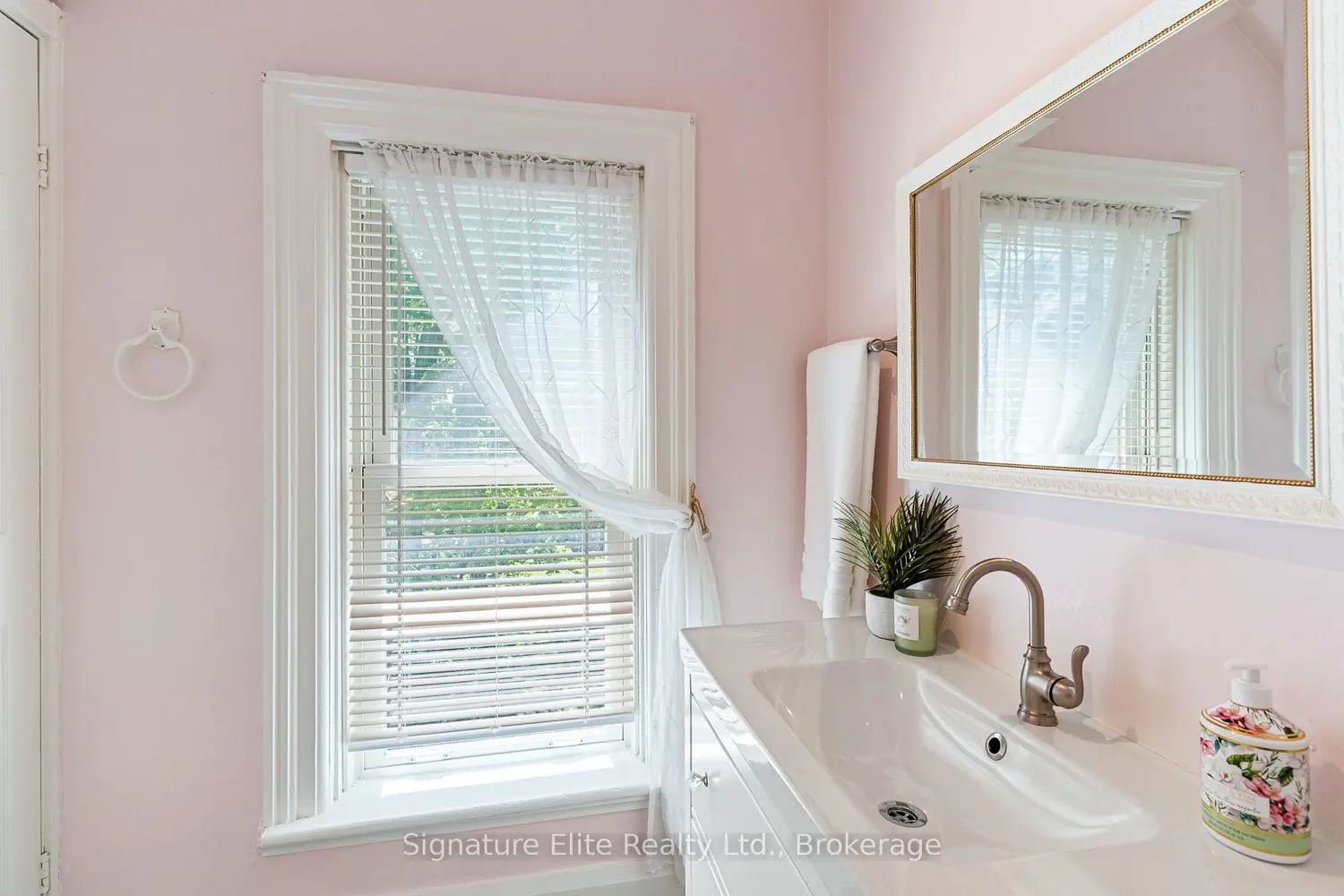 Additional image 7 of 65 Bond Street