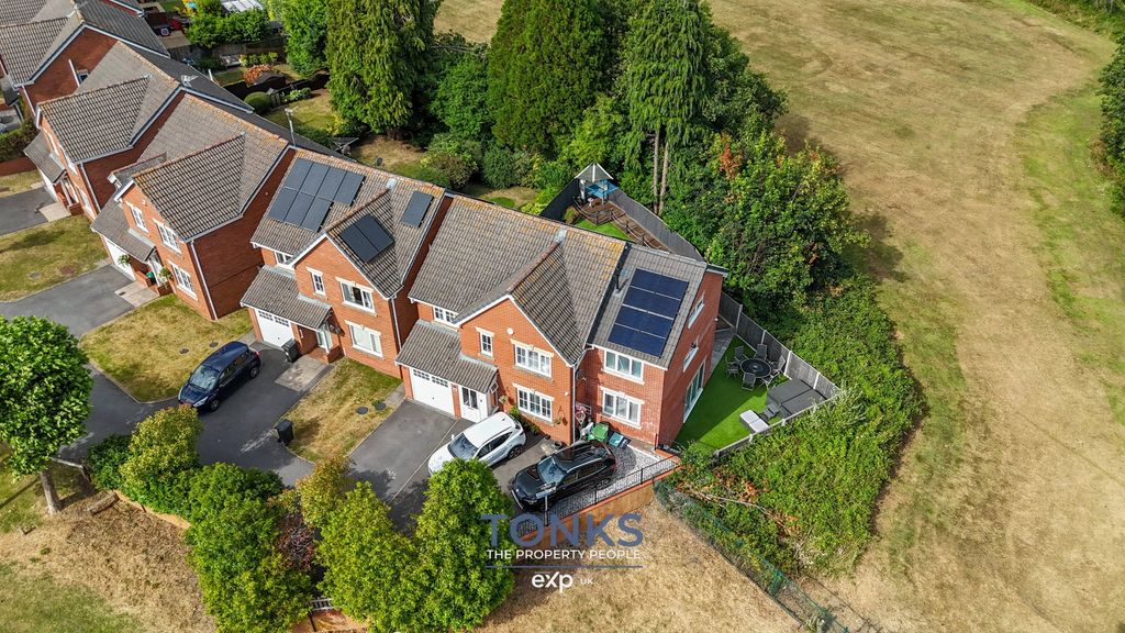 Additional image 40 of 5 bed detached house for saleCavalier Drive, Halesowen B63