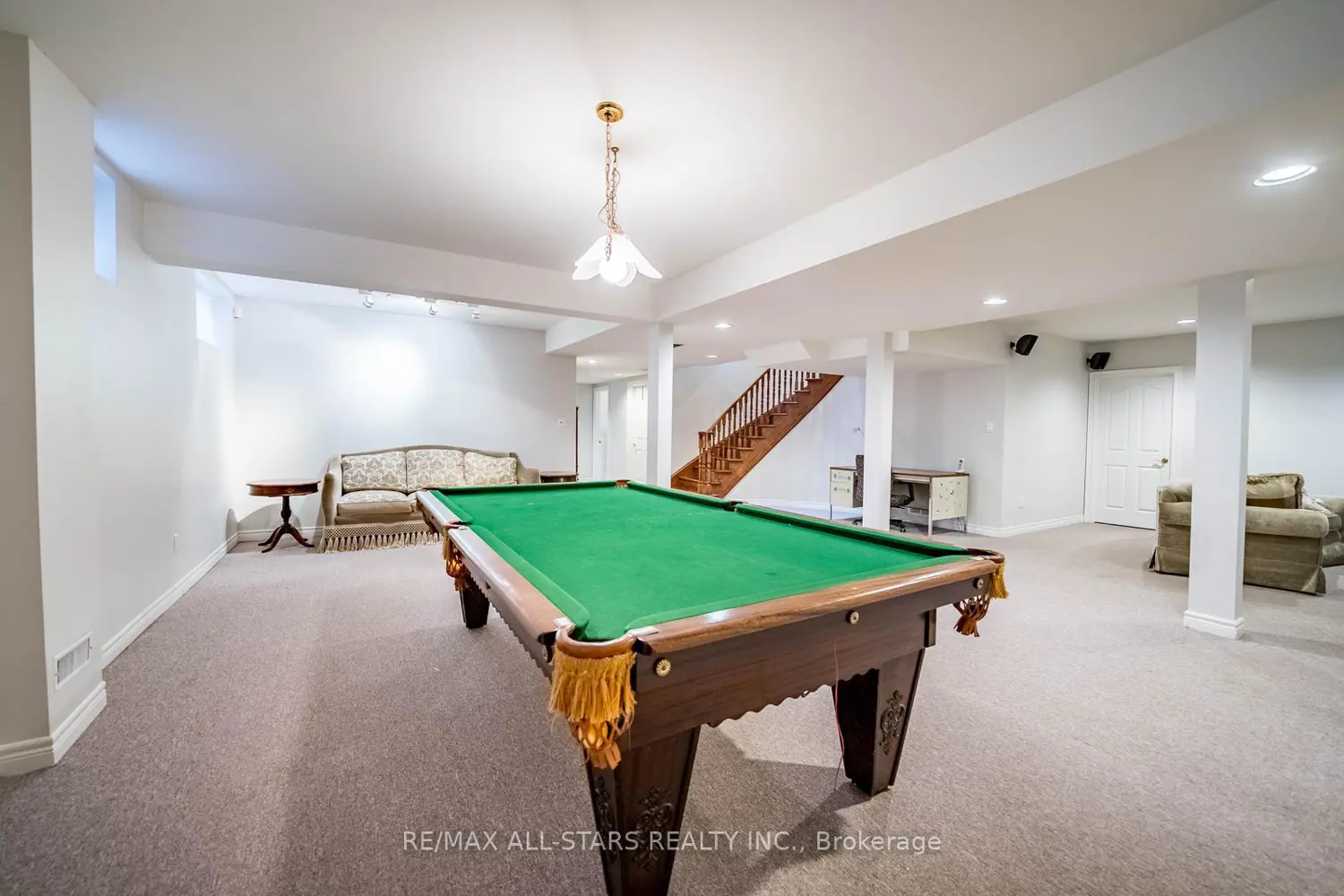 Additional image 18 of 41 Deepwood Crescent