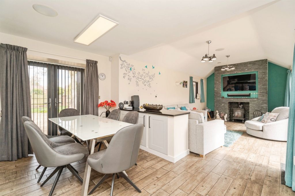 Additional image 4 of 3 bed detached bungalow for saleNorwich Road, Fakenham NR21