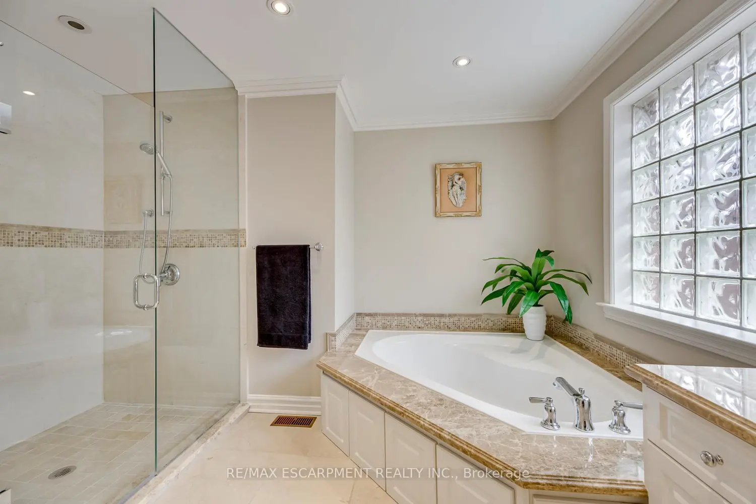 Additional image 8 of 2108 Arbourview Drive