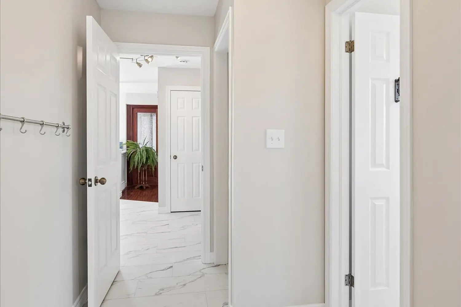 87 Sugar King Drive photo 4
