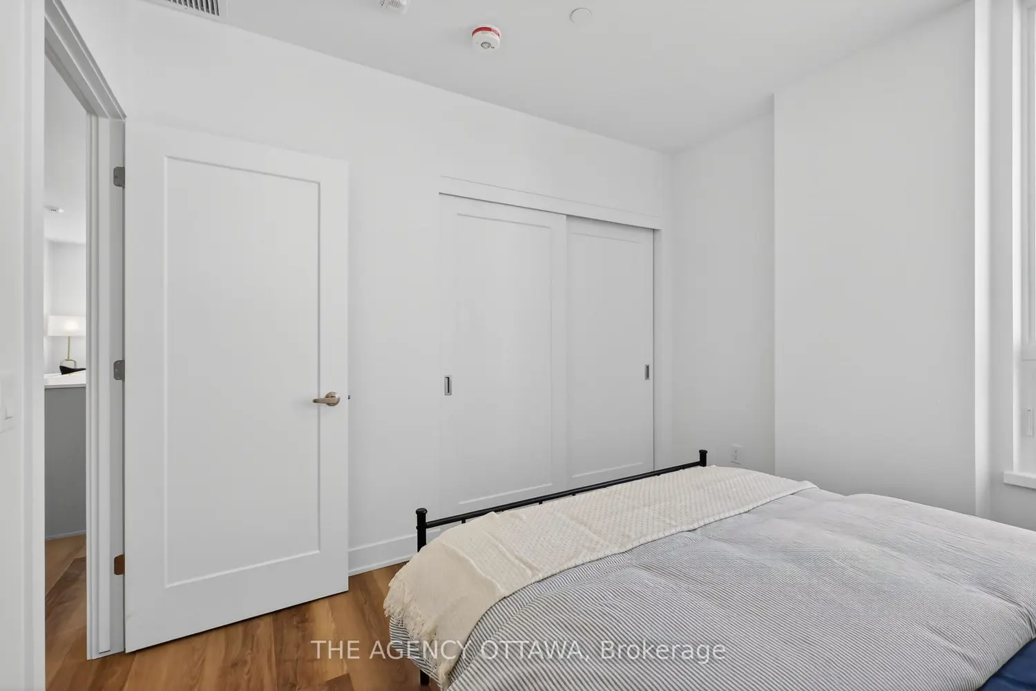 Additional image 13 of 3071 Riverside Drive 209