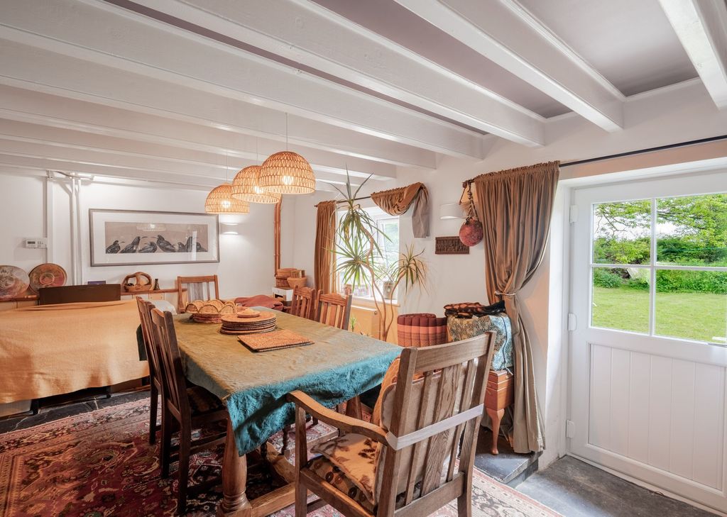 3 bed barn conversion for saleHermon, Glogue SA36 photo 4