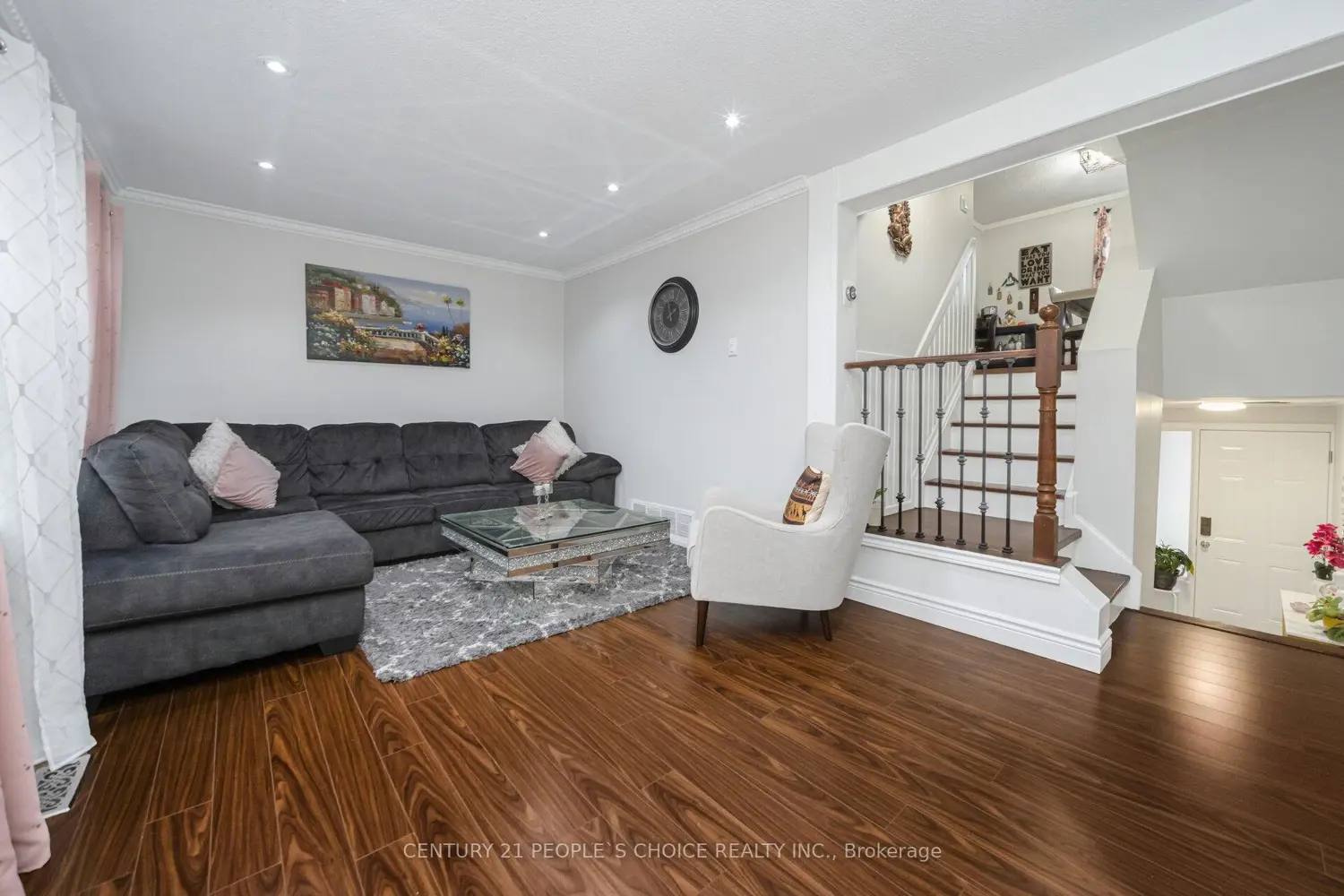 10 Eden Park Drive photo 5