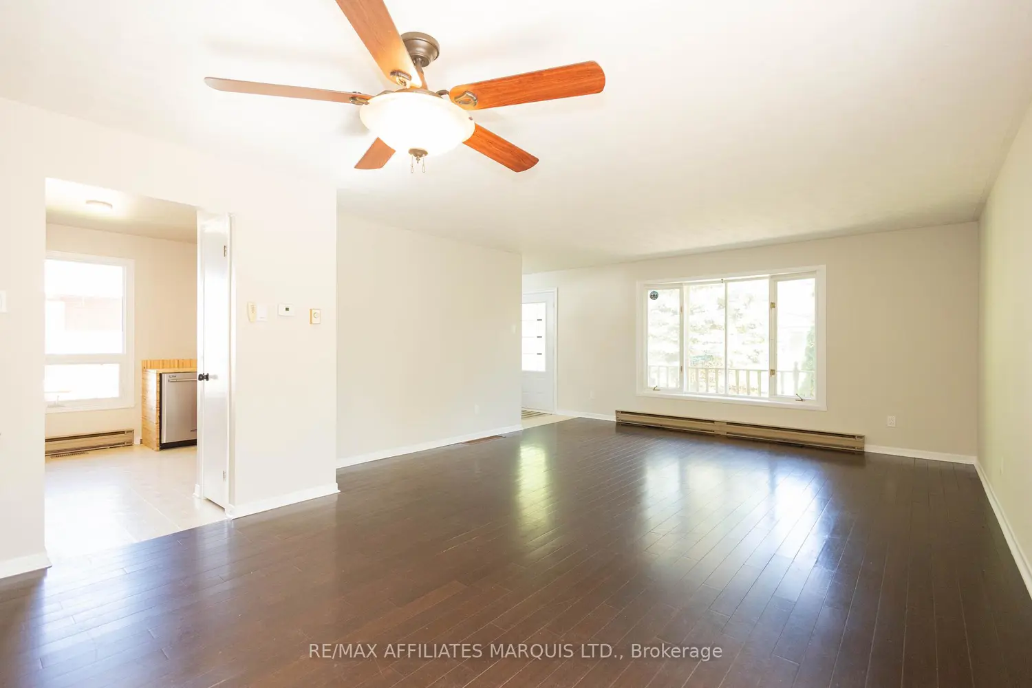 1849 Dewhurst Avenue photo 3