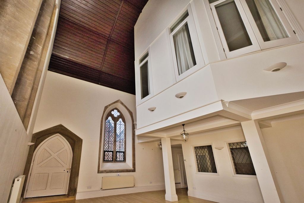 Additional image 7 of 3 bed flat for saleMoffats Drive, South Horrington Village, Wells BA5