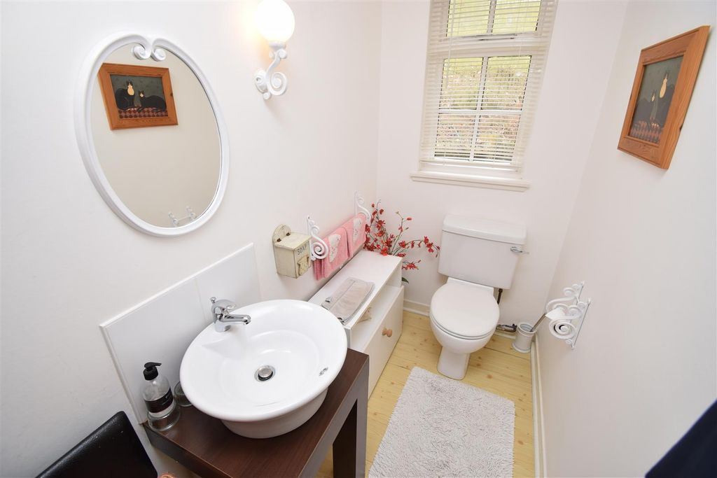 Additional image 10 of 4 bed detached house for saleCul-A-Mhuilinn, Milton, Drumnadrochit IV63