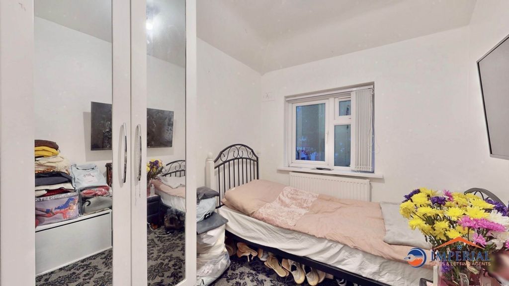 Additional image 19 of 4 bed semi-detached house for saleAllenby Road, Southall UB1