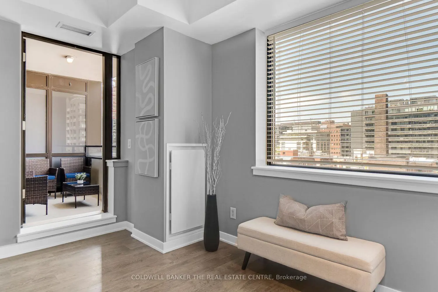 Additional image 15 of 400 Wellington Street 802