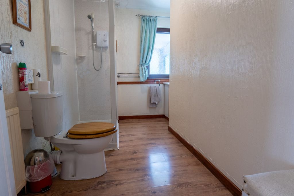 Additional image 32 of 5 bed detached bungalow for saleInverness, Drumnadrochit IV63