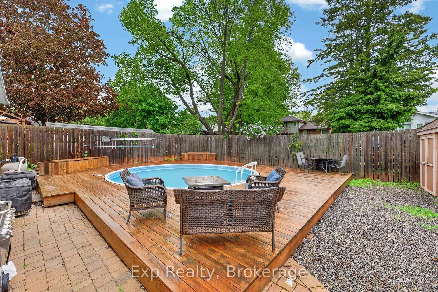 25 Mcquade Drive photo 2
