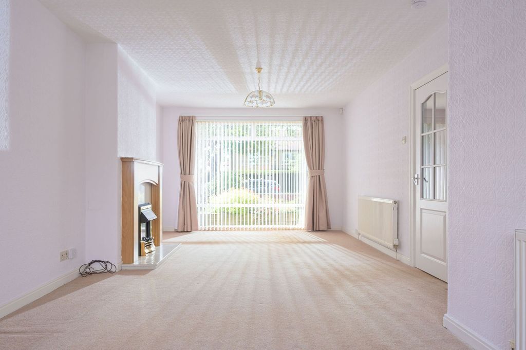 Additional image 6 of 4 bed semi-detached house for sale39 Oxgang Road, Grangemouth FK3