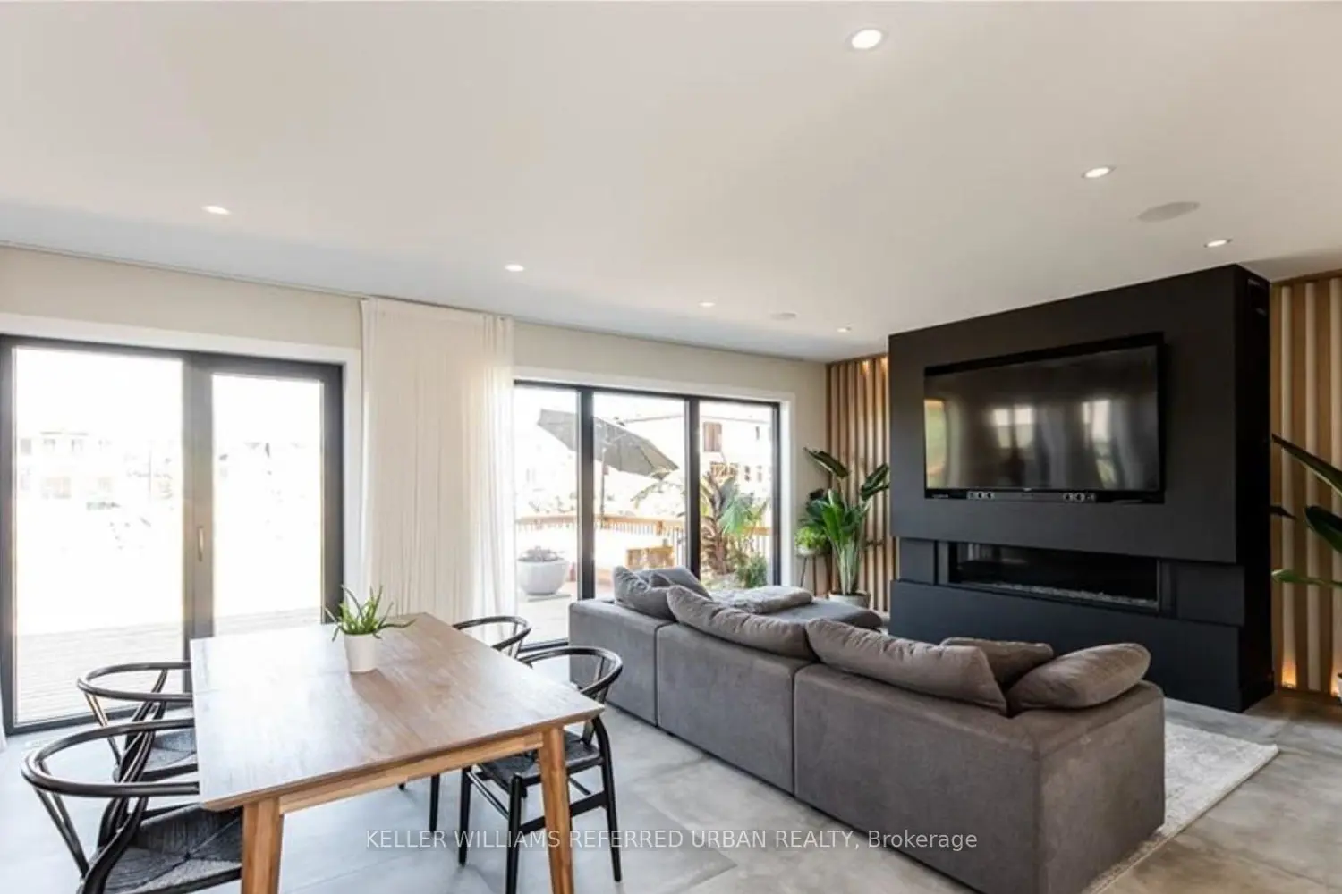 3442 Silverleaf Chase photo 5