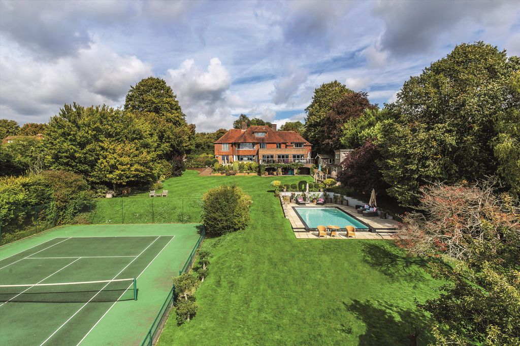 6 bed detached house for saleWhite Lane, Guildford, Surrey GU4