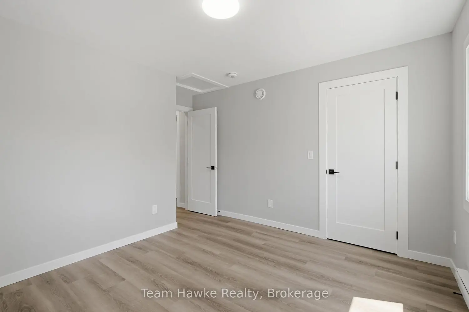 Additional image 14 of 64 Matchedash Street