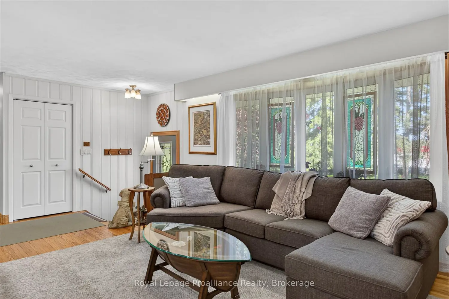 1757 Mount Pleasant Road photo 4