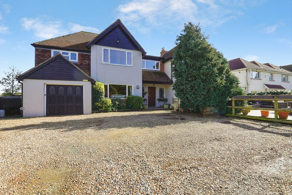 5 bed detached house for saleCherry Garden Avenue, Folkestone, Kent CT19