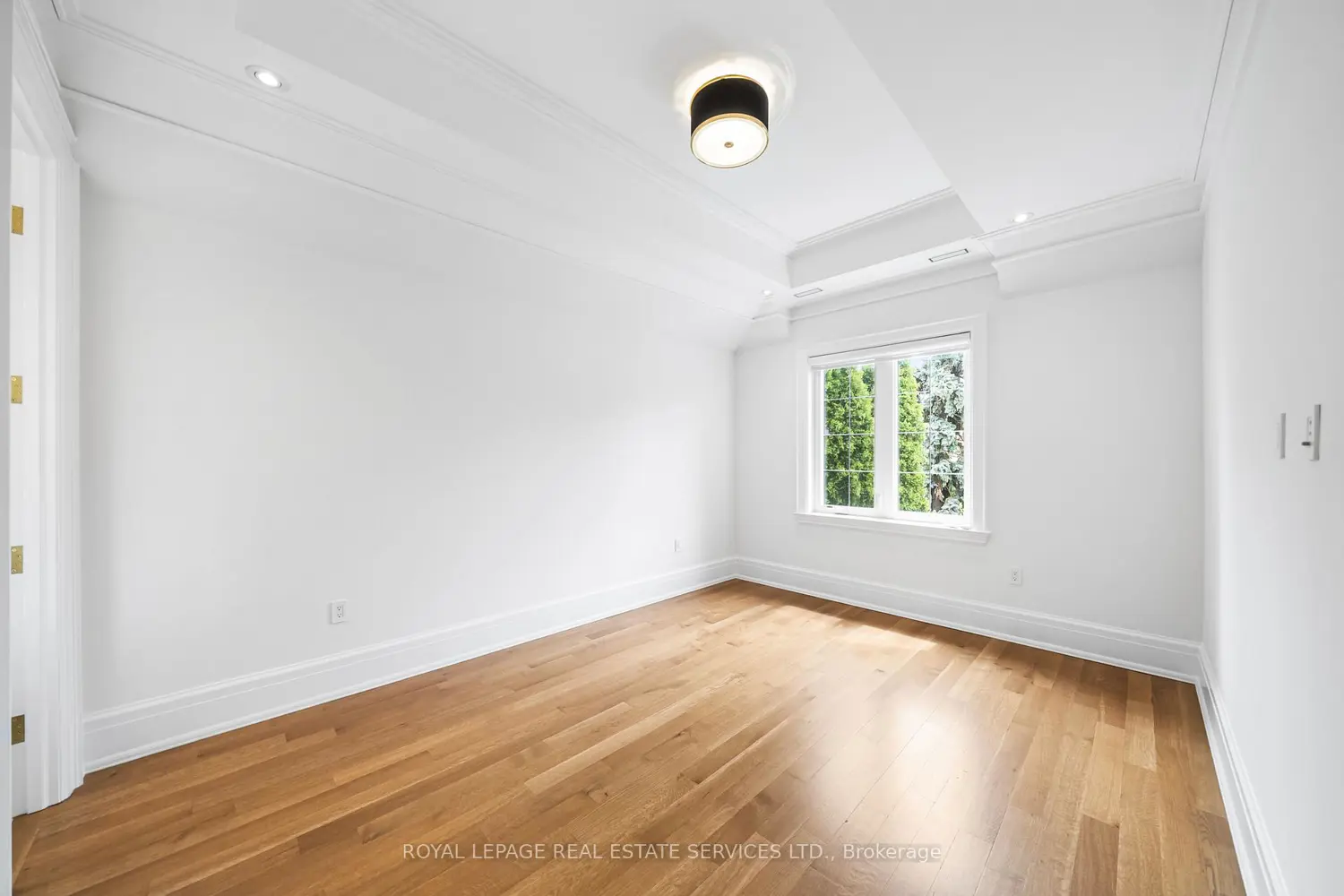 Additional image 14 of 148 Munro Boulevard