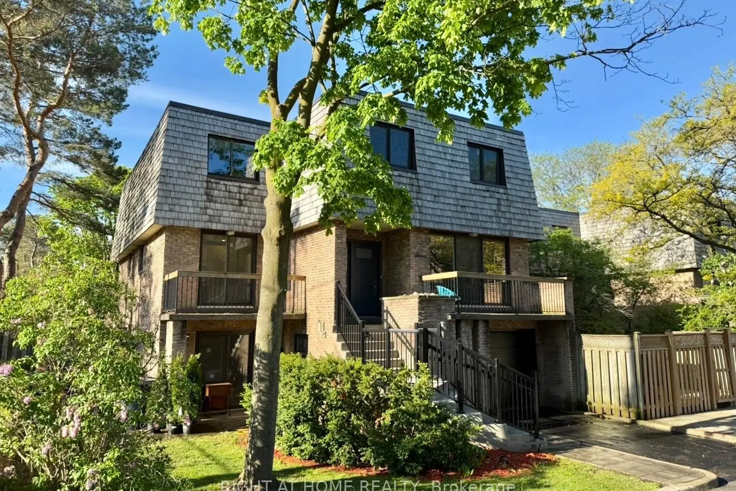 7 Vale Carse Way 24
