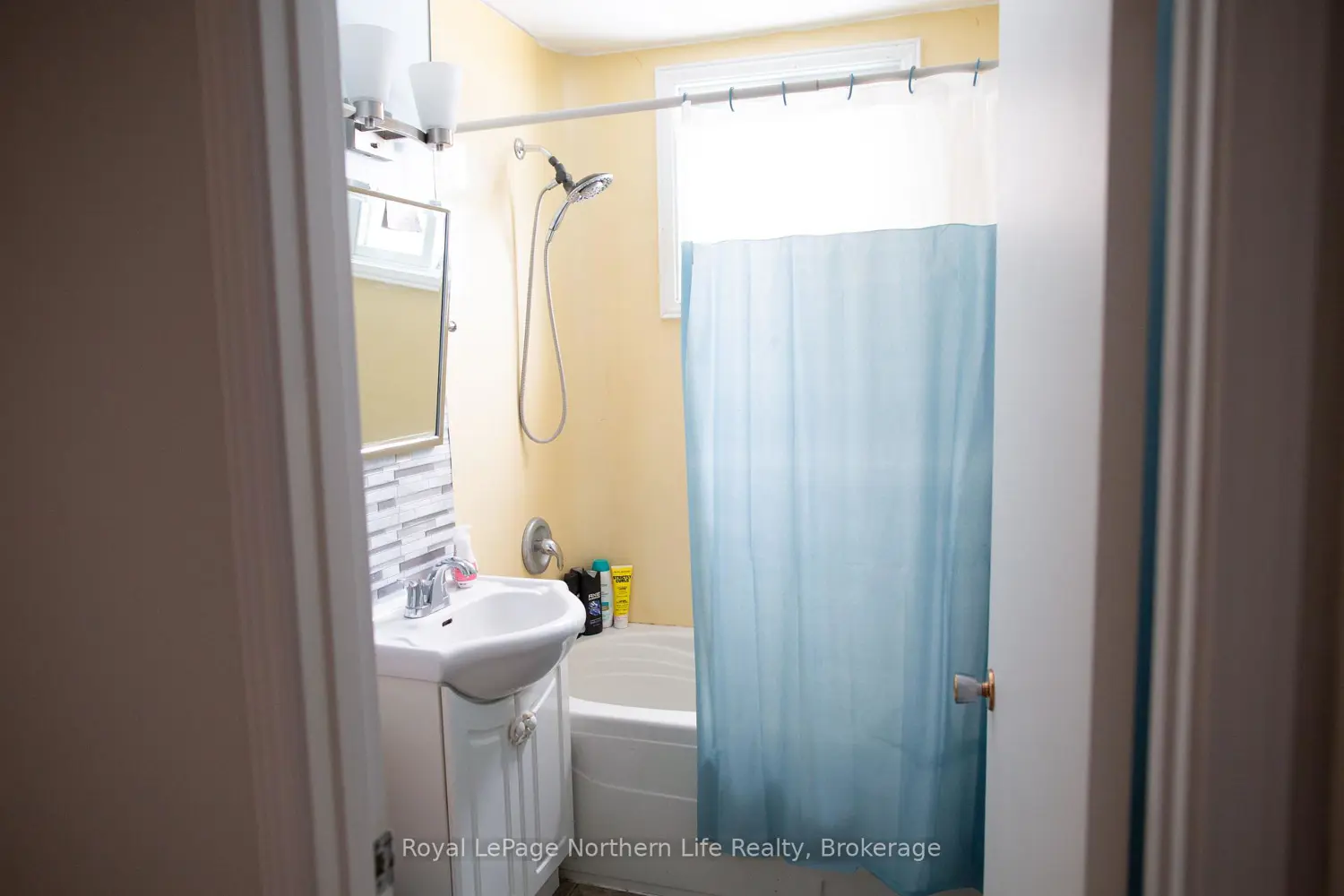Additional image 10 of 542 Agnes Avenue