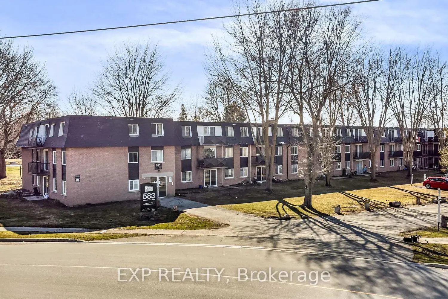 583 Barber Avenue 3 photo 4