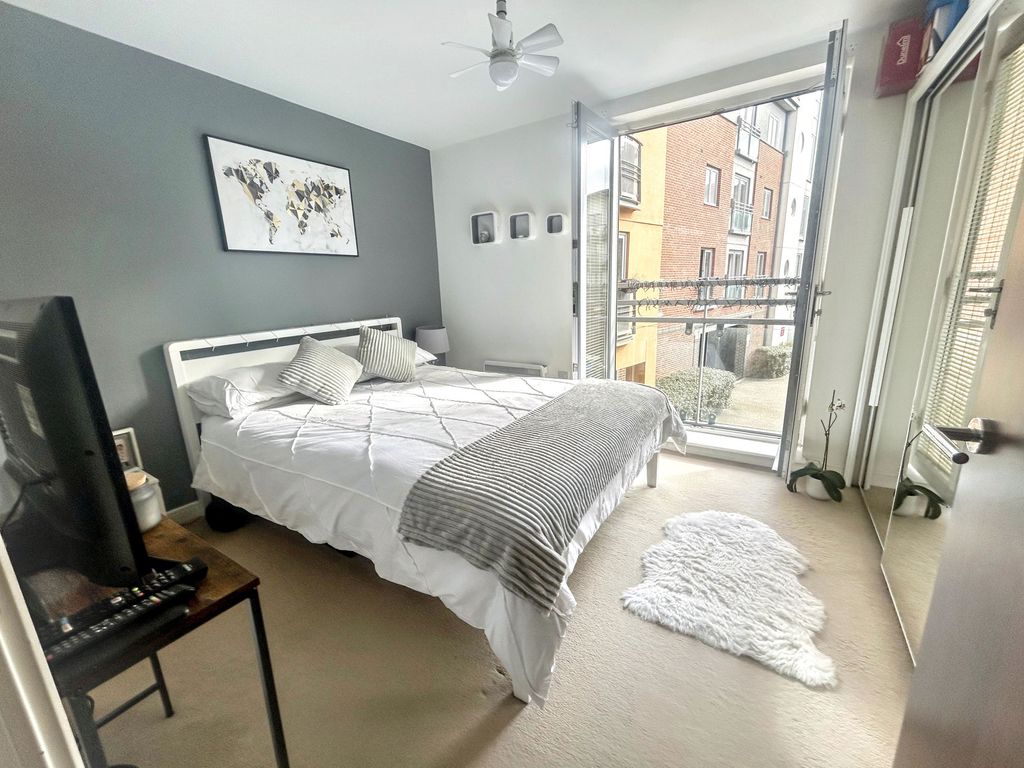 Additional image 7 of 2 bed flat for saleWorsdell Drive, Gateshead NE8