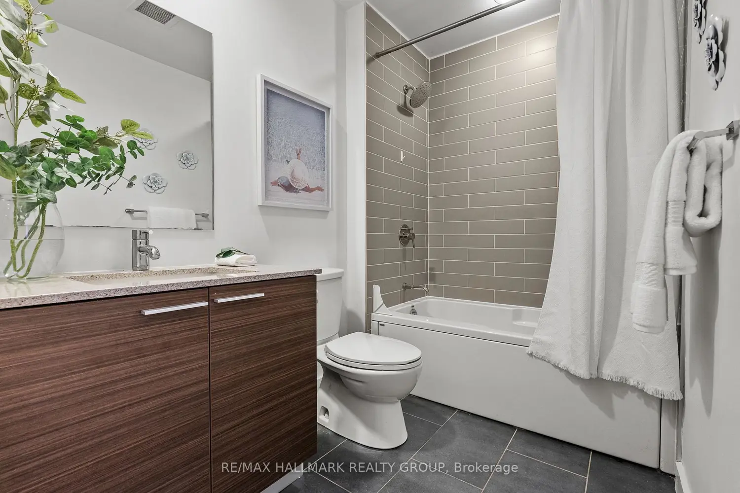 Additional image 10 of 354 Gladstone Avenue 332