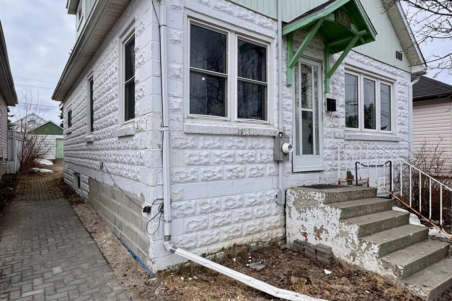 Additional image 2 of 121 Floral Avenue