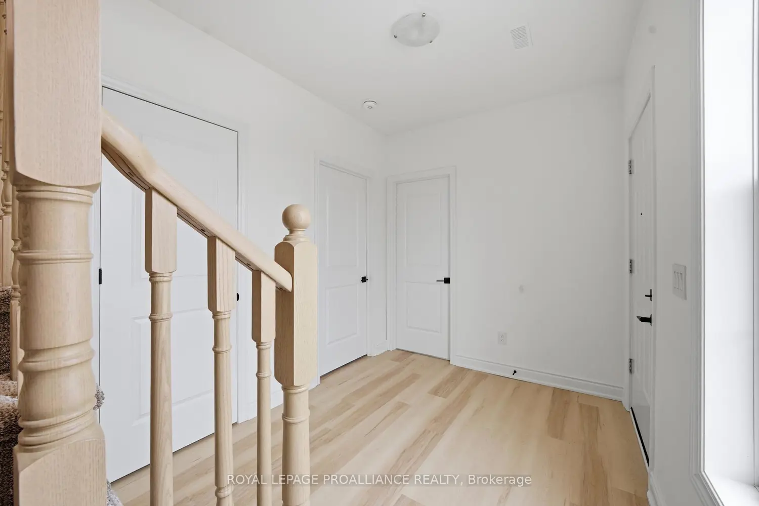 Additional image 6 of 922 Kerr Street