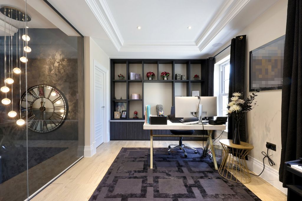 Additional image 11 of 5 bed detached house for saleValley Way, Gerrards Cross, Buckinghamshire SL9