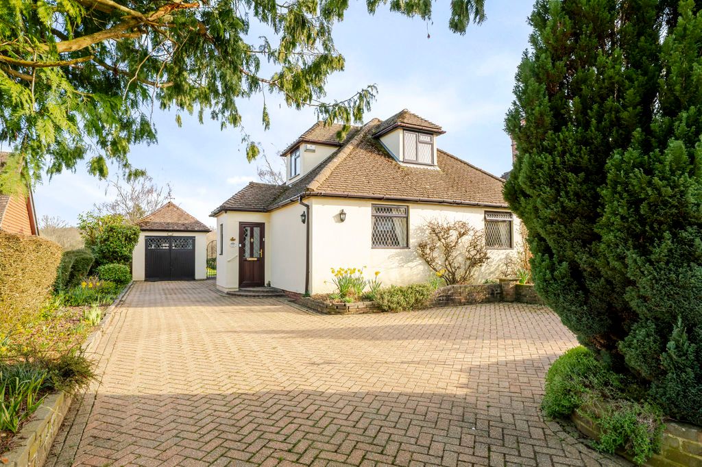 4 bed detached house for saleShrub Lane, Burwash, Etchingham TN19