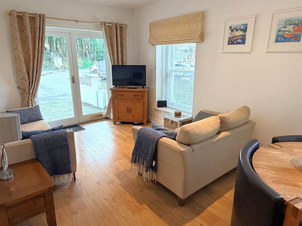 Additional image 5 of 2 bed flat for saleStation Road, Fowey PL23
