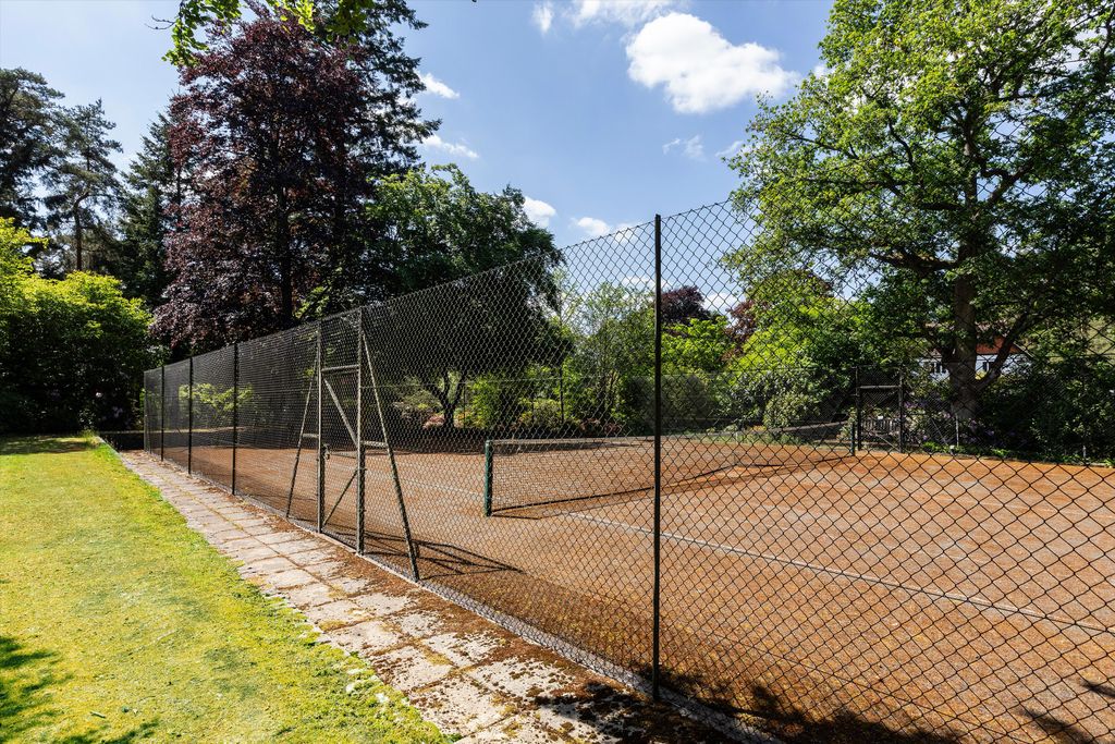 Additional image 22 of 7 bed detached house for saleWhitmead Lane, Tilford, Farnham, Surrey GU10