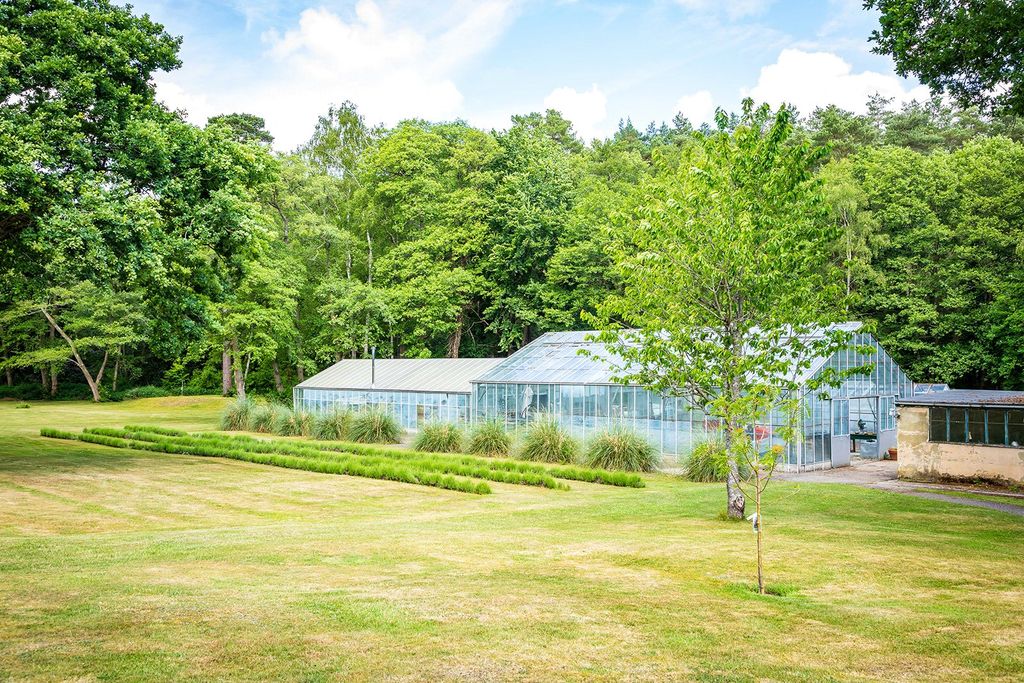 Additional image 14 of 8 bed detached house for saleTilford Road, Rushmoor, Farnham, Surrey GU10