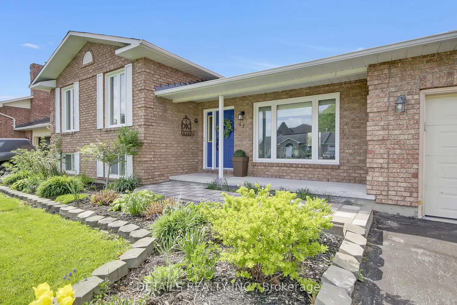 67 Lapointe Boulevard
