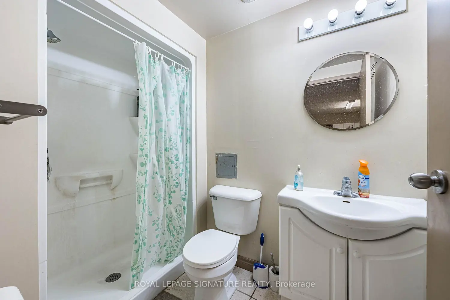 Additional image 10 of 251 Lester Street 401
