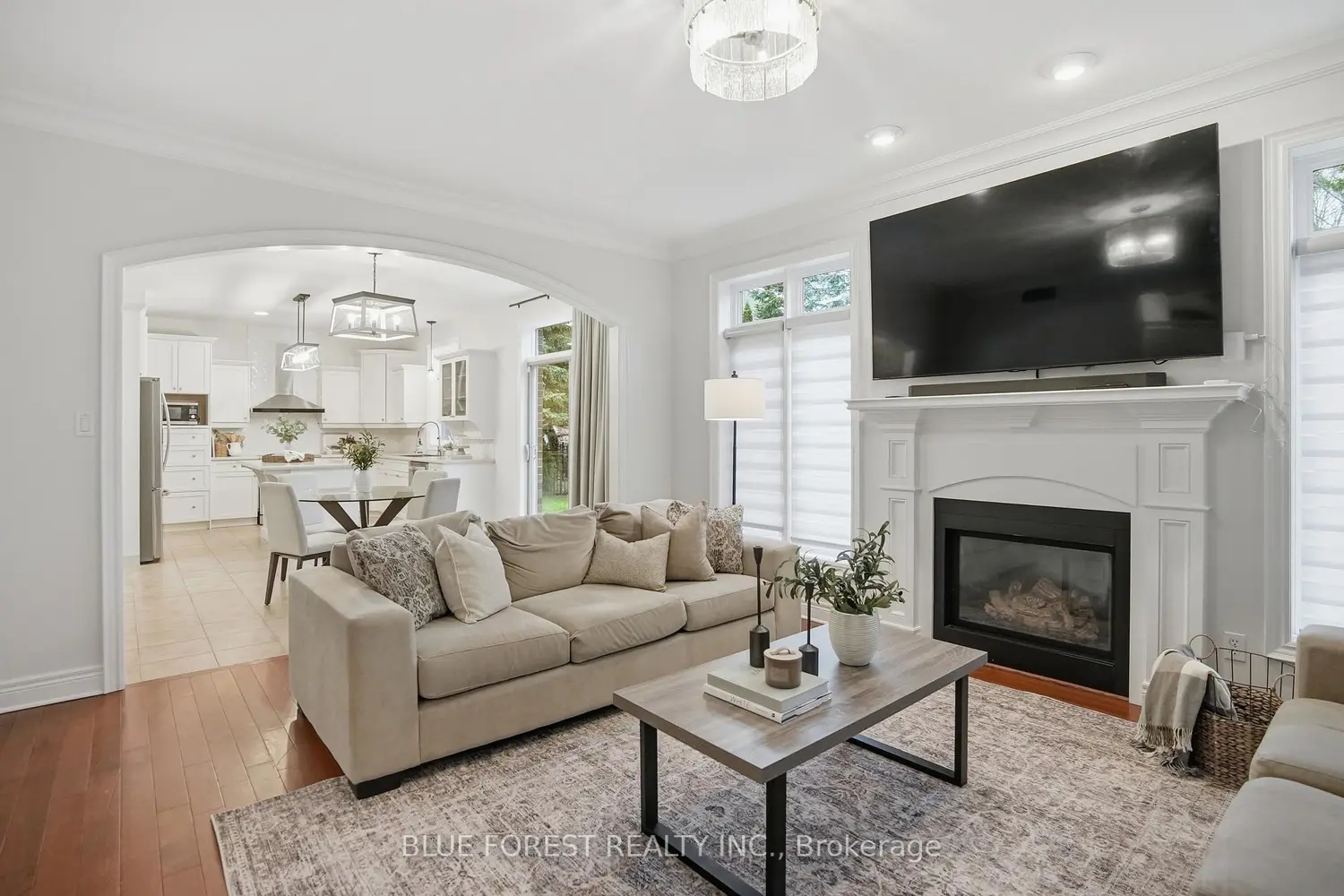 7222 Clayton Walk 5 photo 5