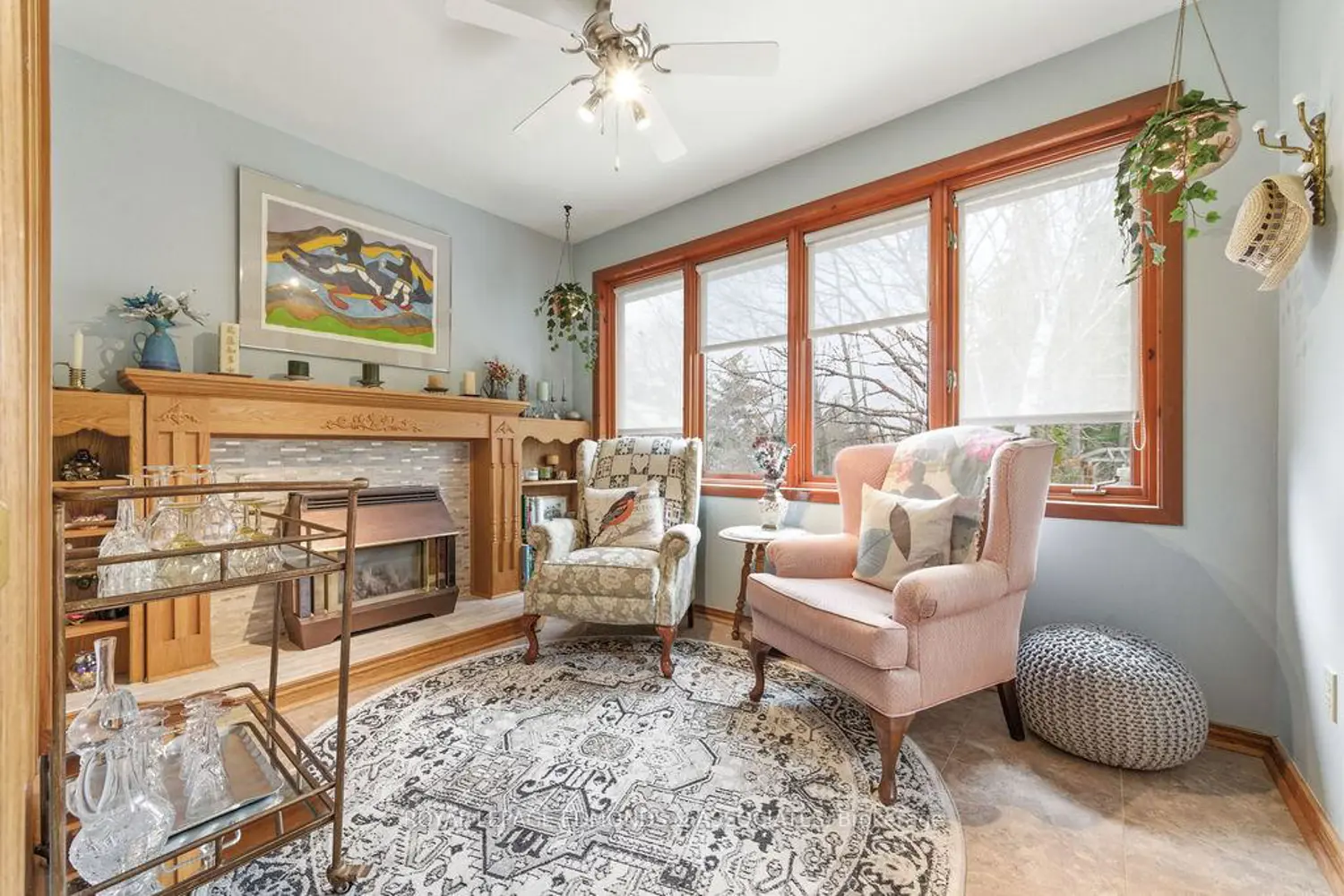 1411 Victoria Street photo 5